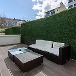 Omid Saldanha Hotel
