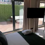 Omid Saldanha 4* Lissabon