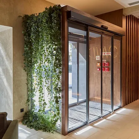 Omid Saldanha Hotel 4*