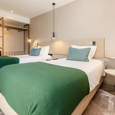 Hotel Omid Saldanha 4*