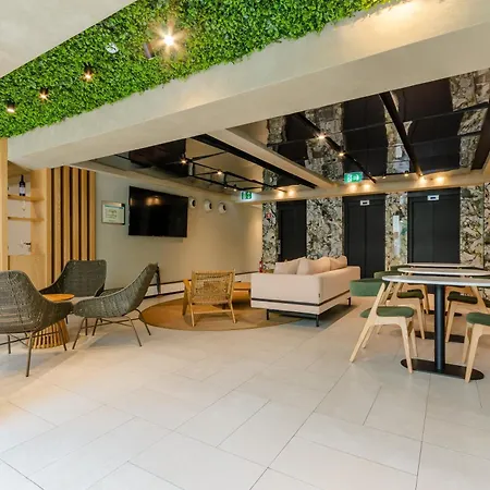 Hotel Omid Saldanha 4*