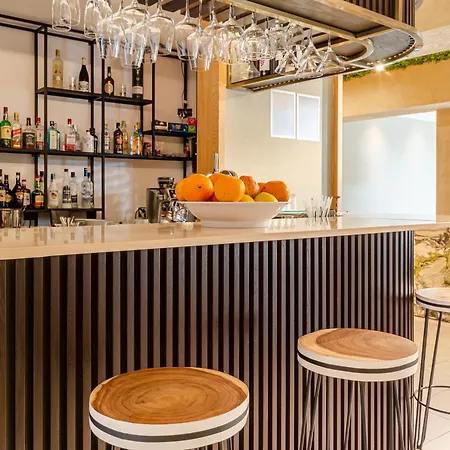 Omid Saldanha Hotel Lissabon