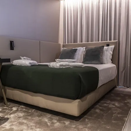 Omid Saldanha Lisboa