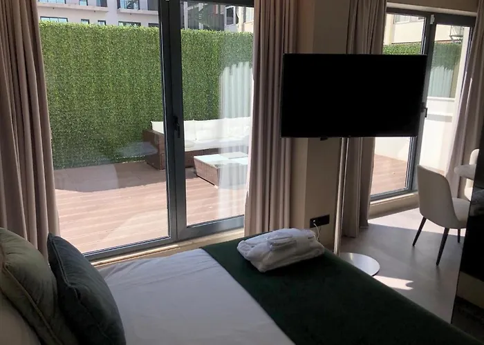 Omid Saldanha 4* Lisbon