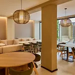 Hotel Omid Saldanha