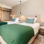 Otel Omid Saldanha 4*