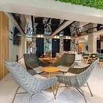 Omid Saldanha Otel