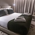 Omid Saldanha Hotel Lisbona
