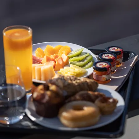 Hotel Omid Saldanha 4*