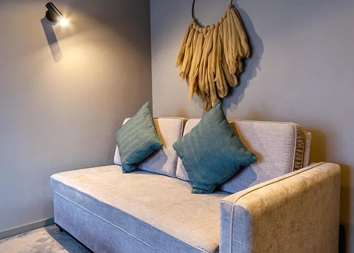 Omid Saldanha 4* Lissabon