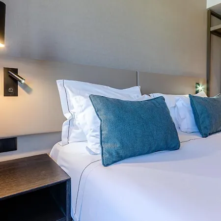 Omid Saldanha Lisboa